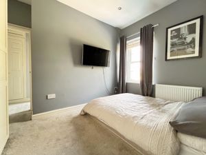 Photo 11- click for photo gallery